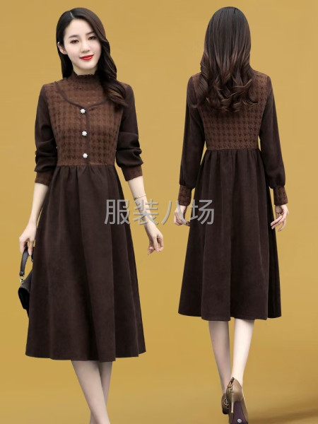 品牌折扣女装批发-第6张图片