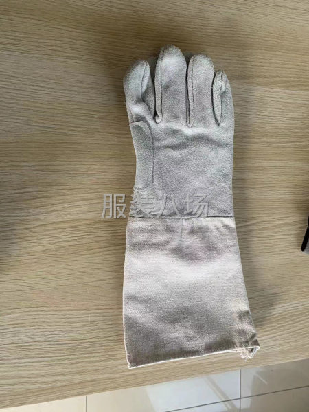 大量收购手套，每月都需要-第1张图片
