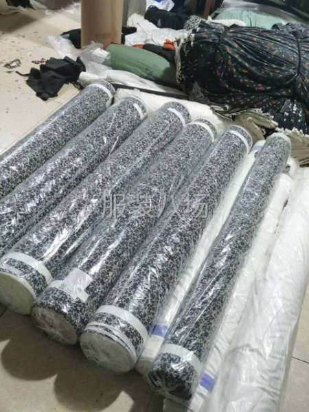 招整件车工30名，小烫1名，裁剪副刀一名-第1张图片