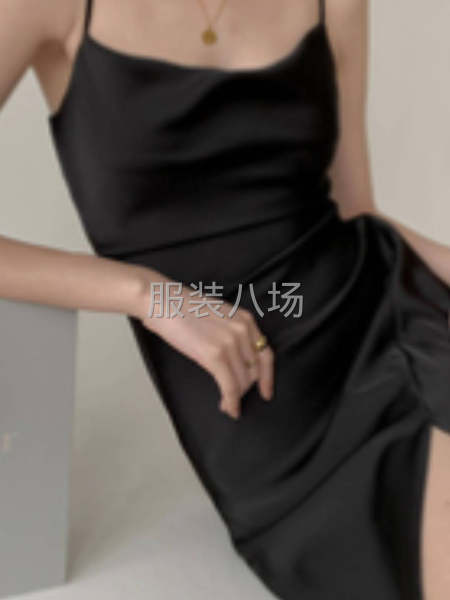 诚招服装整件车位和流水工，有品质意识工价好环境好！-第2张图片