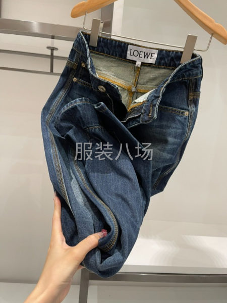 批发女士牛仔裤1万件-第7张图片