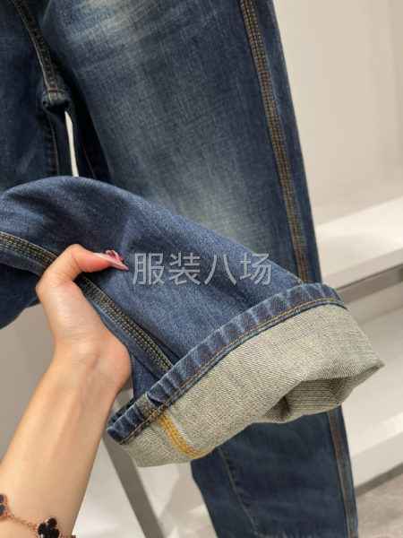 批发女士牛仔裤1万件-第6张图片