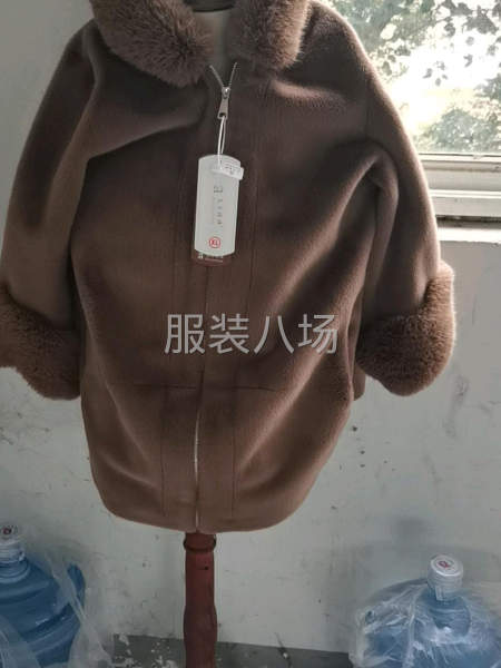 招聘裘皮工带班1人-第1张图片