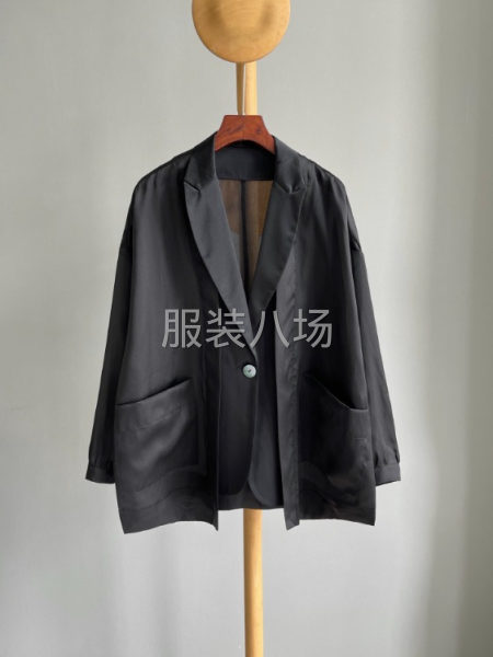 批发女士短外套1万件-第8张图片