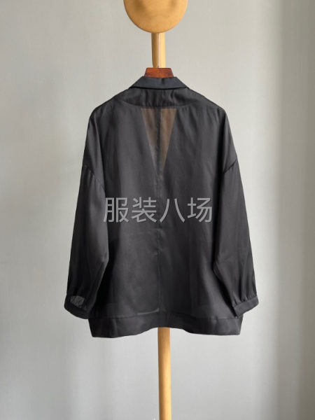 批发女士短外套1万件-第9张图片
