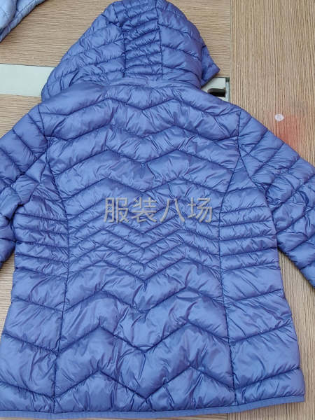 承接各类休闲类棉服羽绒夹克。-第1张图片