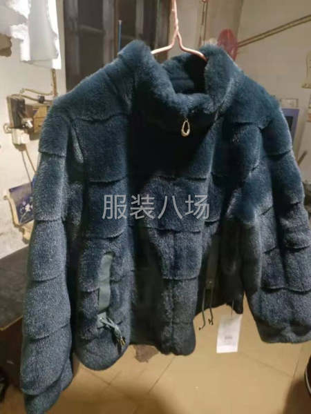 常熟市辛莊鎮(zhèn)鑫雷顆粒絨皮毛一體衣服加工廠-第2張圖片