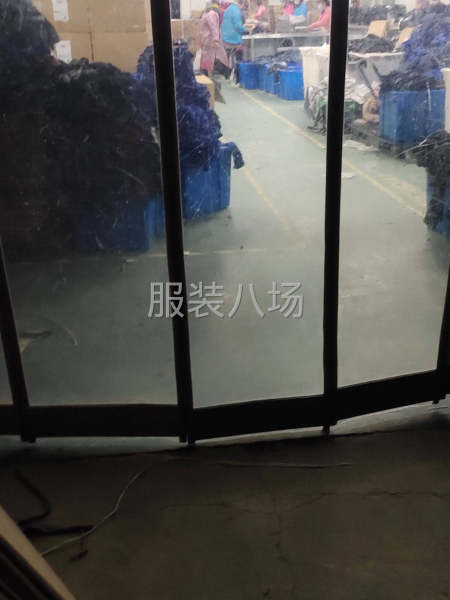 晨言服装-第2张图片