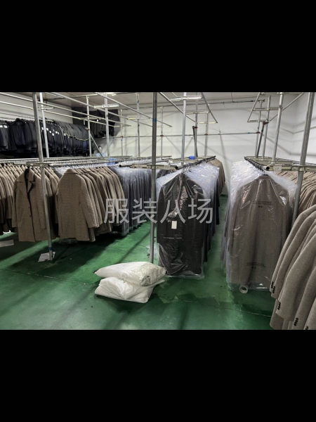 專業承接男女西服/職業裝/制服/羊絨大衣/商務夾克-第5張圖片