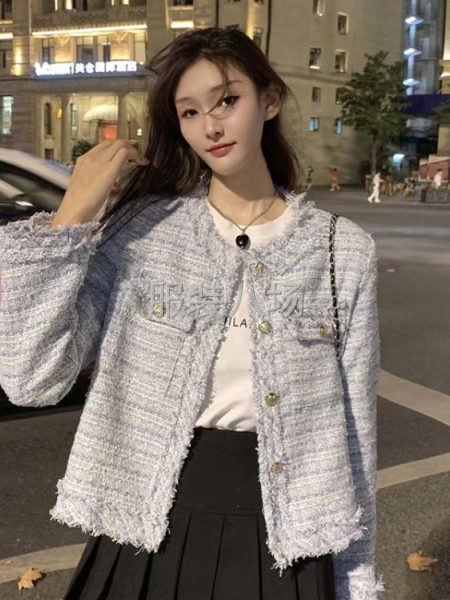 300件女装外发-第1张图片