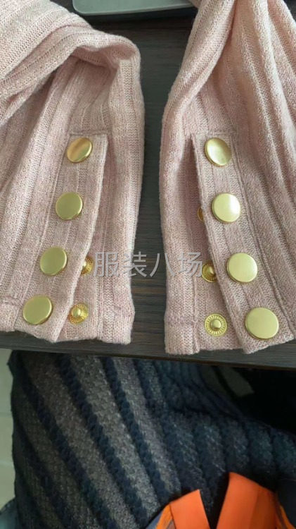 專業(yè)承接各種鎖眼訂扣套節(jié) 幫忙 可承包質(zhì)量有保證
《專業(yè)臨時-第3張圖片