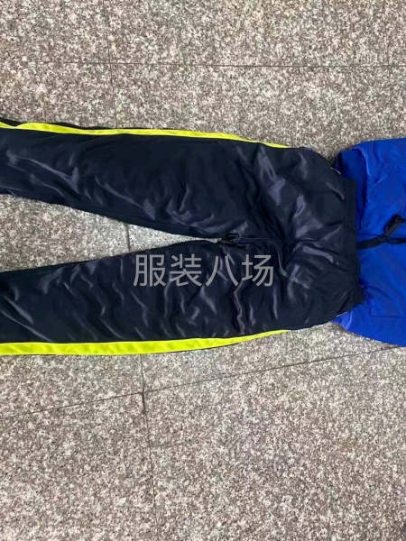 有图片款相似加厚校服的联系~急需10000-15000套！-第4张图片