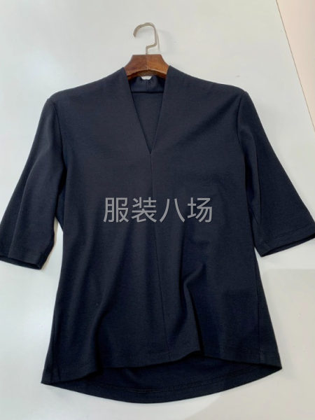 批發v領休閑服1萬件-第9張圖片