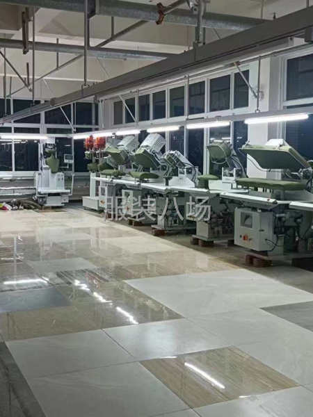 昌合祥手工西服定制工厂，荥阳新颖工业园-第1张图片