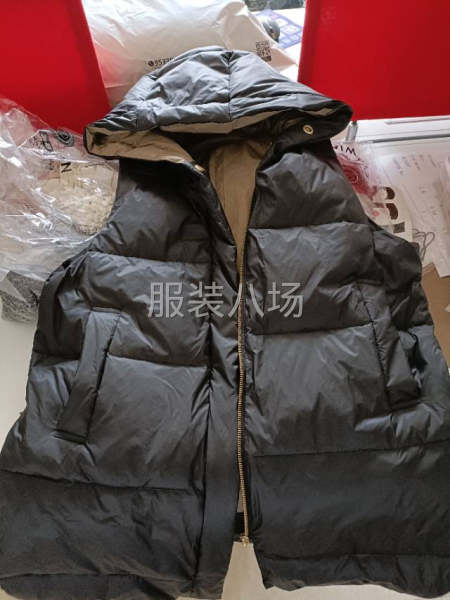 招服装车位整件-第1张图片