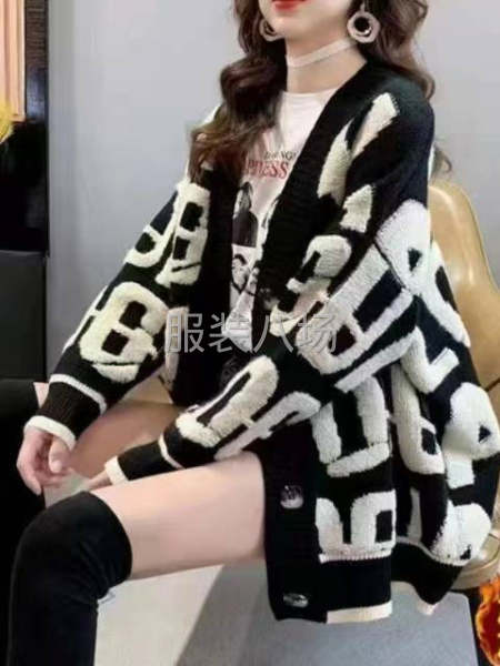 女装开衫毛衣特-第1张图片