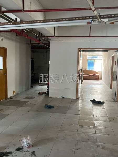 卢屋服装厂出租，没有转让费-第9张图片