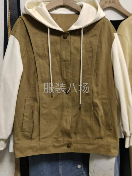 招整件車工十名，網店貨，量大，款式簡單，有意者聯系-第1張圖片