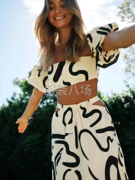 诚招夫妻档，做四号桥女装-第1张图片