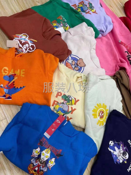 批发卫衣2800件-第7张图片