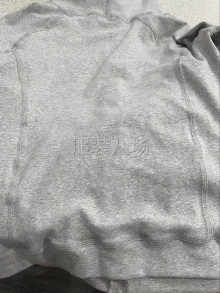 1200件女装外发-第1张图片