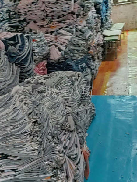 招工   暗盒被套   五線拷邊3名上拉鏈6名-第1張圖片