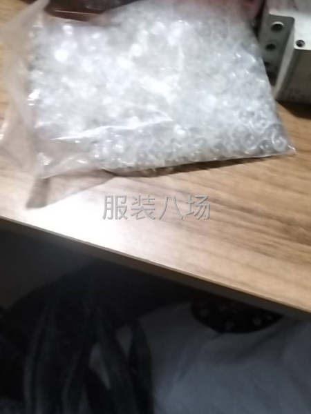 回收庫存服裝廠輔料，扣子，金屬扣，塑料扣，樹脂扣，松筋，刺繡-第2張圖片