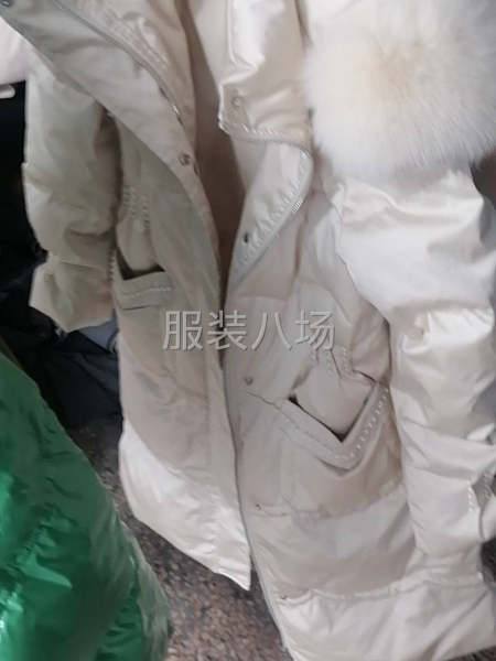 大量风衣，小香风，羽绒服上线，挣钱的看过来-第2张图片