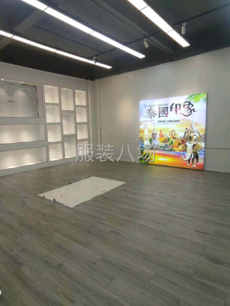 會(huì)江地鐵口  現(xiàn)成辦公室  直播  展廳豪裝帶空調(diào)   價(jià)格-第2張圖片