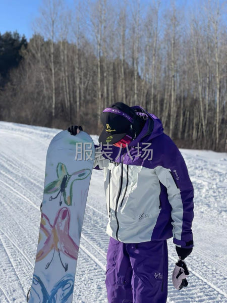 寻求具有压胶工艺的冲锋衣 雪服厂家长期合作-第2张图片