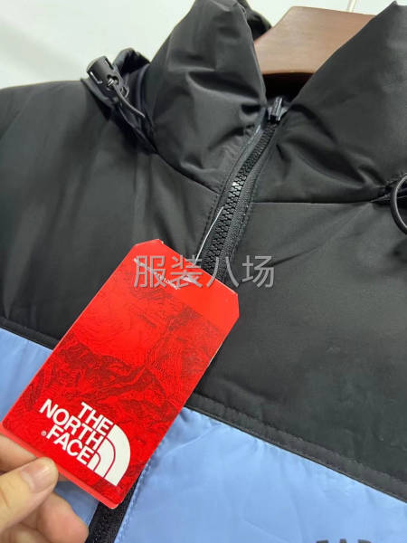 北面男女同款羽绒服-第8张图片