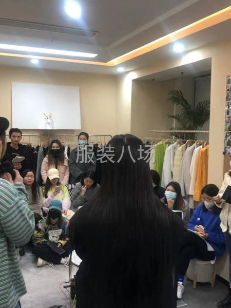 服装设计找阿树-第8张图片