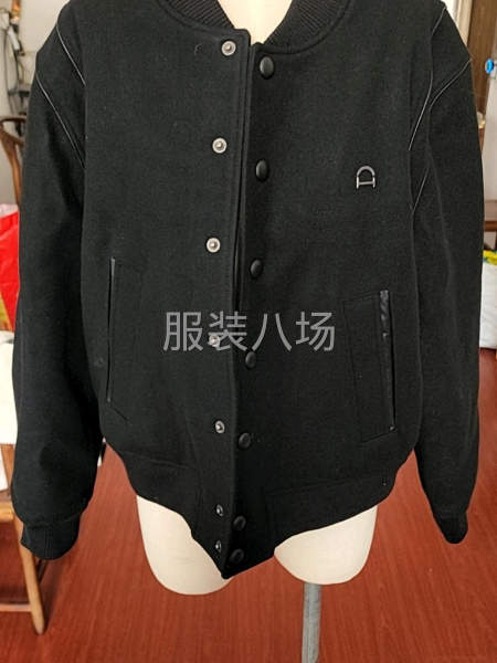 本厂主要生产女装上衣外套，工价高，需要车工四名-第4张图片