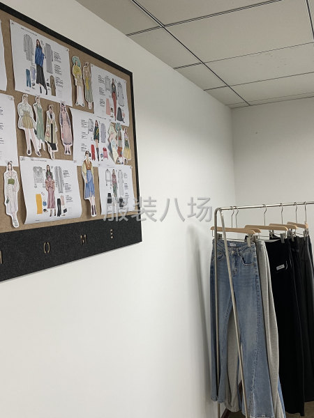 衣拾贰服饰设计-第6张图片