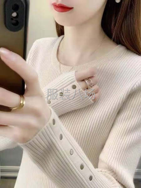 女装毛衣多款式尾货特价-第1张图片