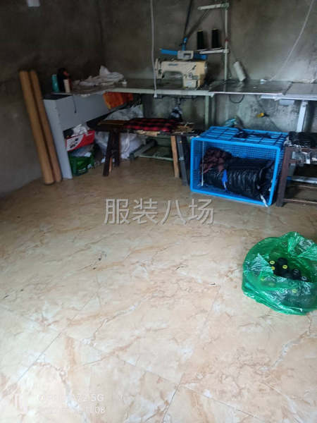 夫妻承接理布和胆布开袋简单裤子和衣服，有外发的老板联系-第1张图片