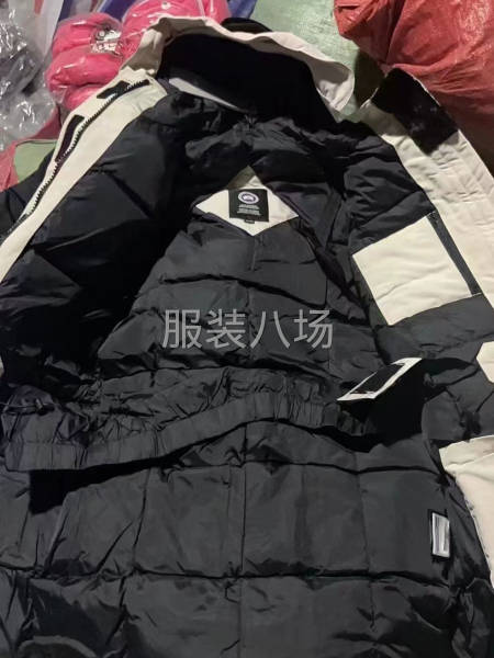 大鹅男女款羽绒服三标齐全-第8张图片