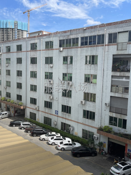招聘  大烫，订钮扣，开钮门多名-第1张图片