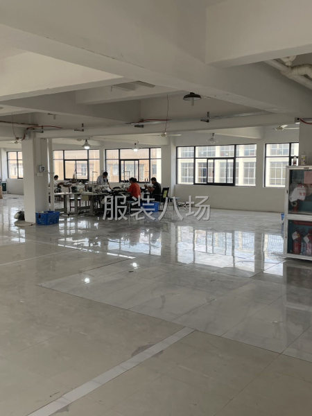 專業(yè)接大小經(jīng)銷單，有板房，樣衣室。質(zhì)量半精品及以上-第2張圖片
