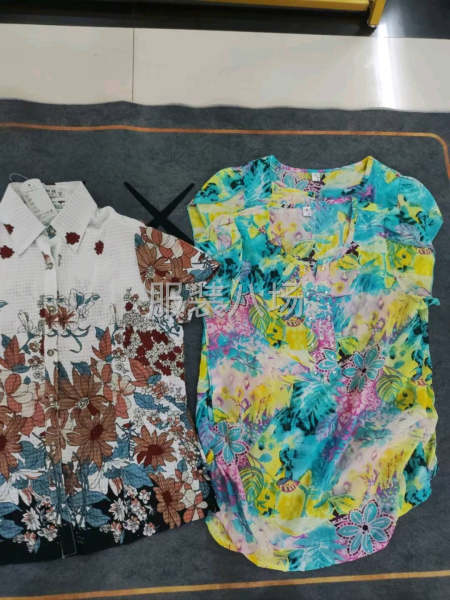 批发中老年服装900件-第5张图片