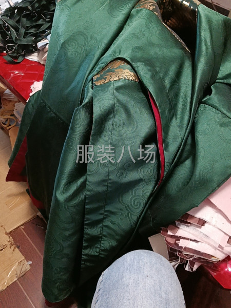 承接各种时装  汉服加工-第3张图片