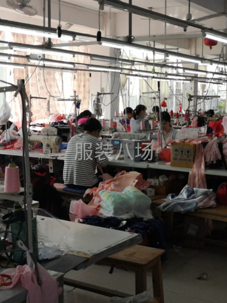 本厂专业生产女童裙子，网纱裙，蕾丝裙，雪纺裙，棉布裙及礼服裙-第2张图片