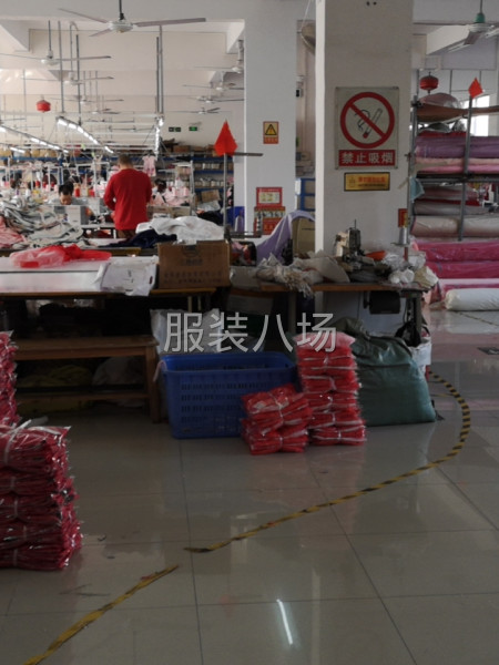 本厂专业生产女童裙子，网纱裙，蕾丝裙，雪纺裙，棉布裙及礼服裙-第4张图片