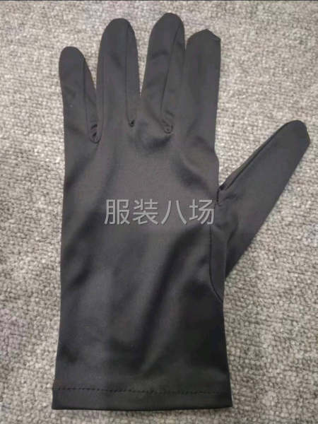 4千件手套外发-第1张图片