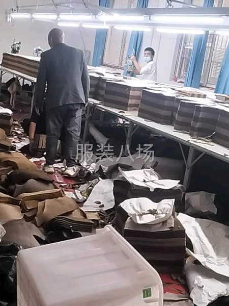 6千件女装外发-第1张图片