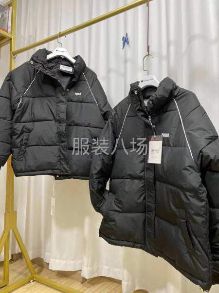 批发羽绒服895件-第9张图片