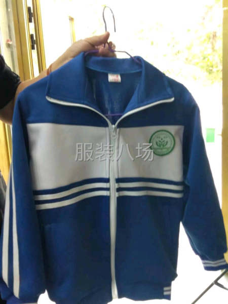承接服裝設(shè)計(jì)開(kāi)發(fā)，訂單生產(chǎn)，制作，樣板開(kāi)發(fā)-第2張圖片