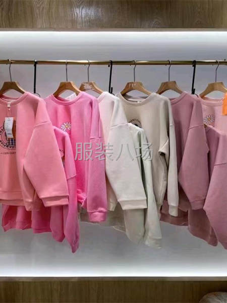 批发卫衣/绒衫2千件-第9张图片