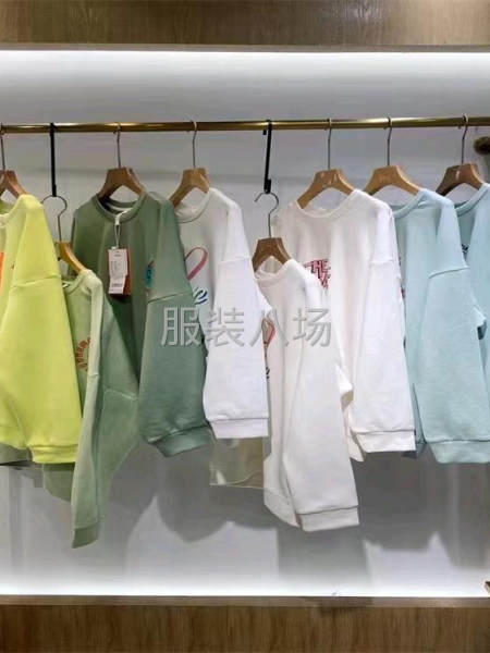 批发卫衣/绒衫2千件-第7张图片