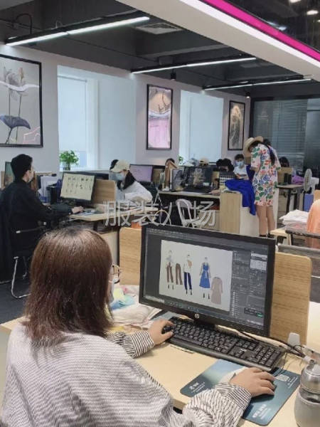 在服装设计公司上班时什么体验-第3张图片